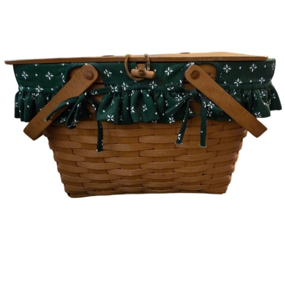 VTG 1996 Longaberger Picnic Basket w/riser Leather Hinges and Wood Latch. EUC